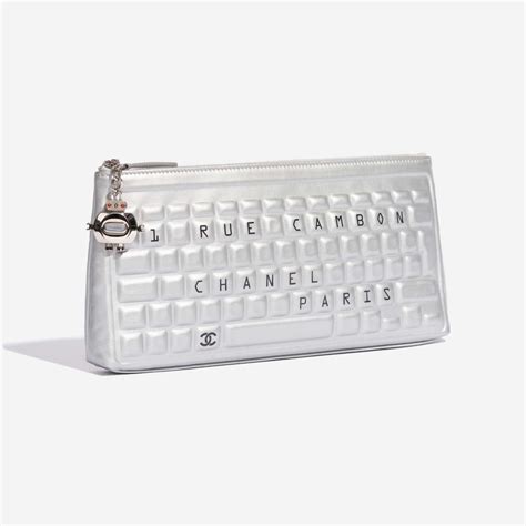 chanel keyboard clutch